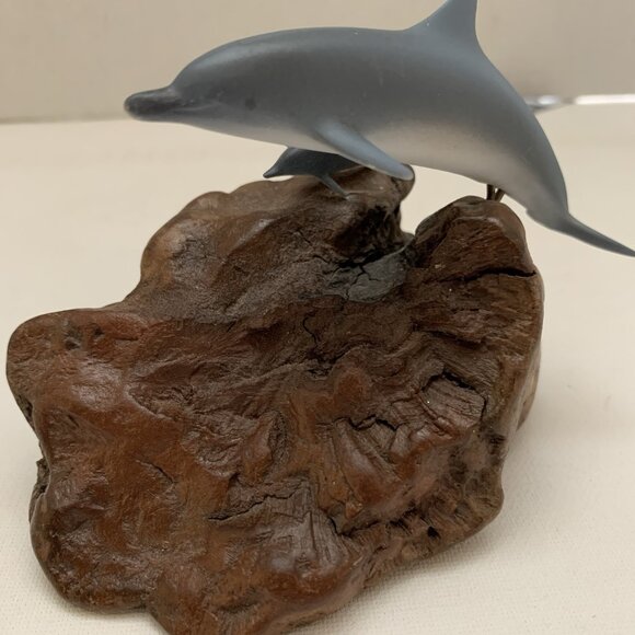 John Perry Dolphin Mother & Baby Blue Sculpture Figure Burl Wood Base 4.5" - Picture 6 of 7